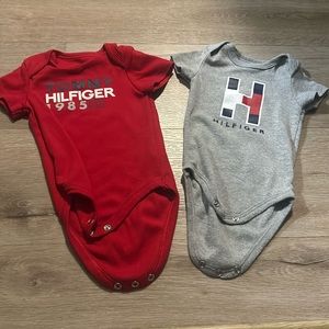 Tommy Hilfiger 2Pack Bodysuit onesies